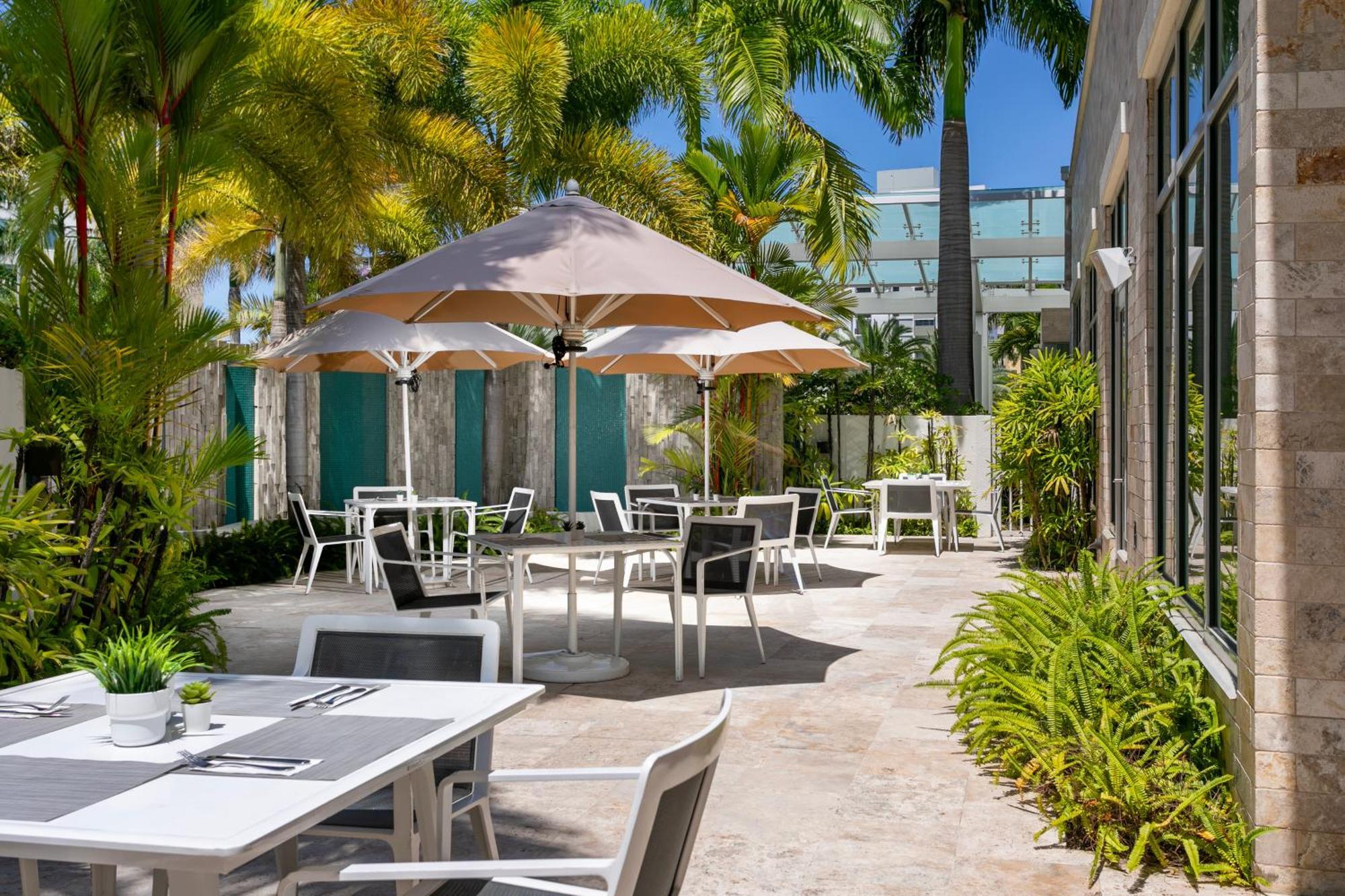 Hyatt Place San Juan Exterior photo