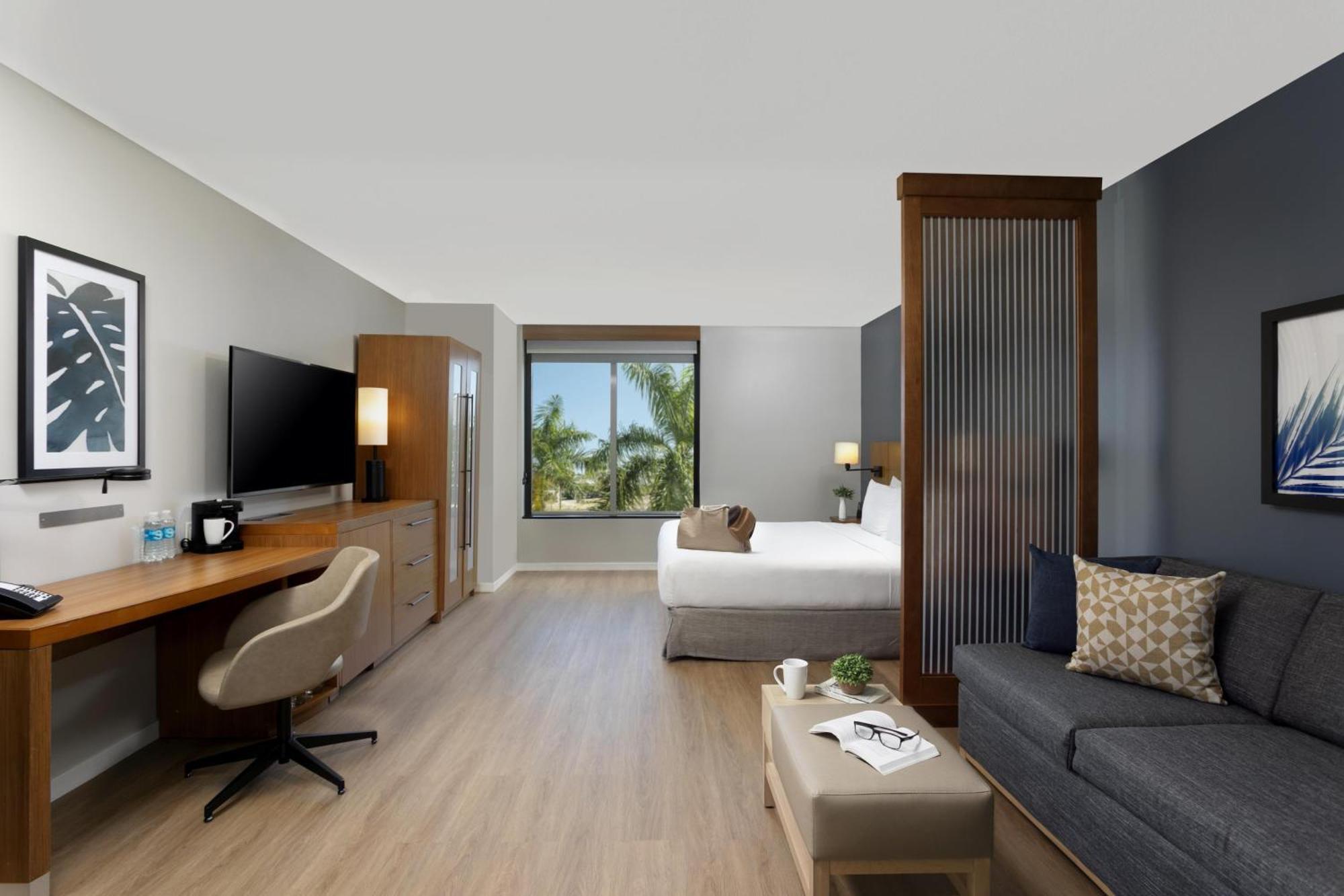 Hyatt Place San Juan Exterior photo